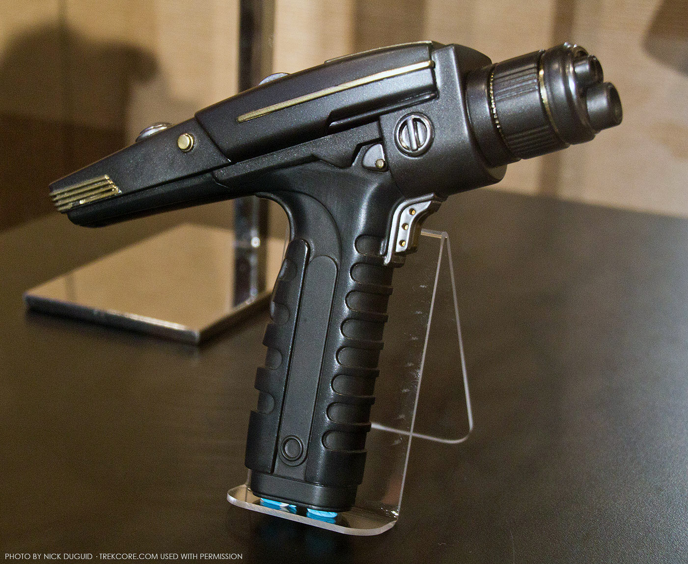 Star Trek Beyond Phaser Cosplay 3d printed with moving parts and LED lightning 