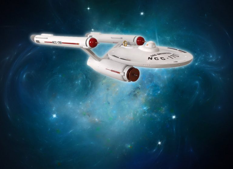 New Hallmark NCC-1701 Convention Exclusive Ornament