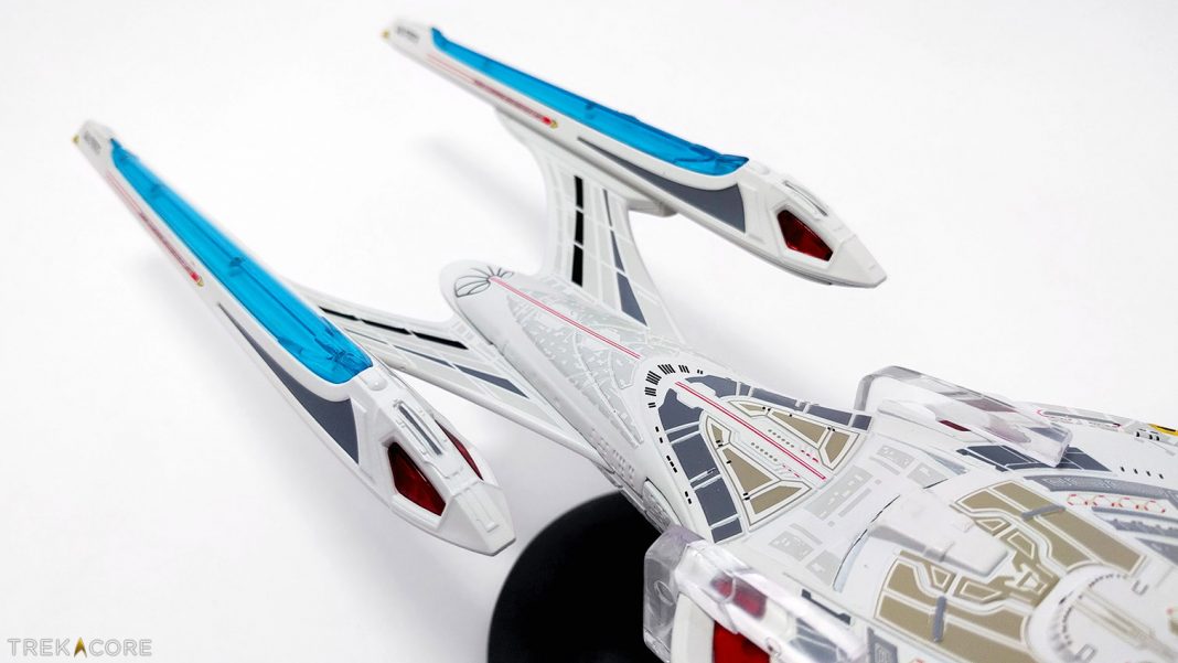 REVIEW: Eaglemoss XL -- USS Enterprise NCC-1701-E • TrekCore.com