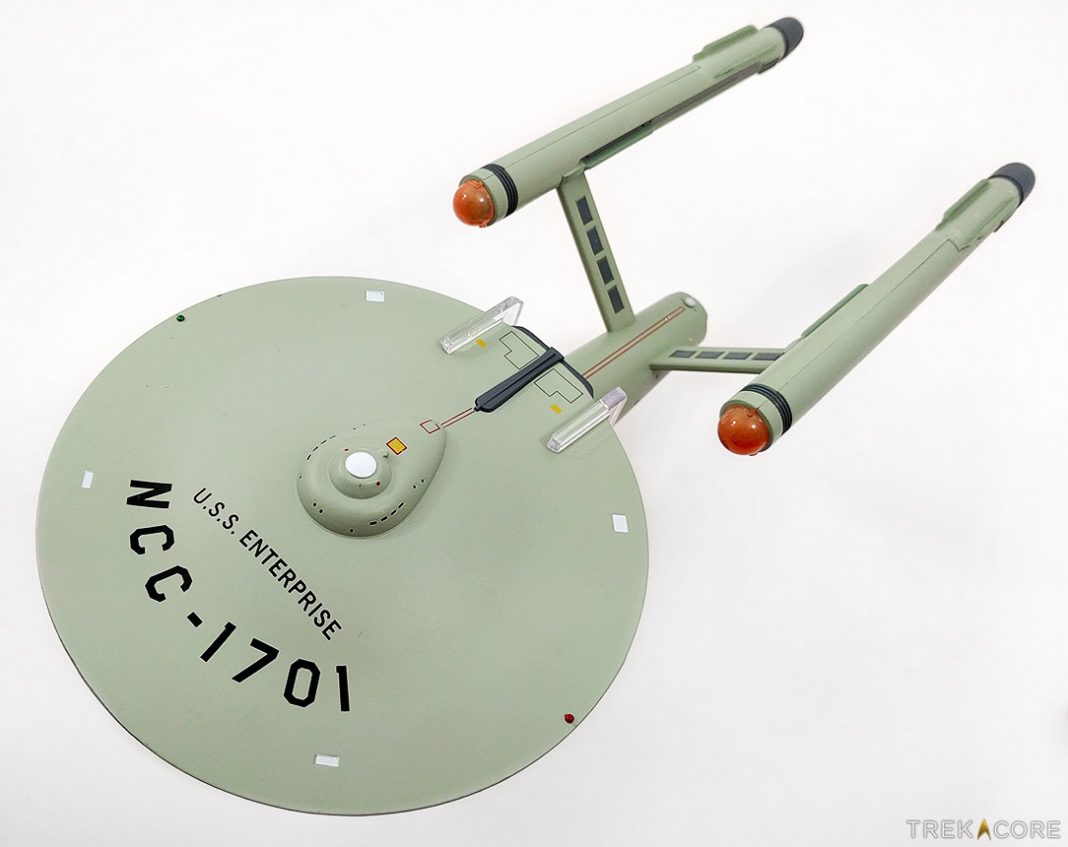 REVIEW: Eaglemoss XL Enterprise NCC-1701 • TrekCore.com