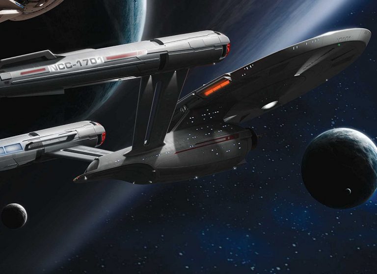 DISCOVERY Enterprise Design in 2019 STAR TREK Calendar