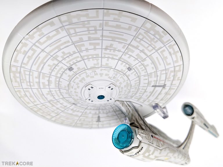 REVIEW: Eaglemoss STAR TREK BEYOND Enterprise Refit • TrekCore.com