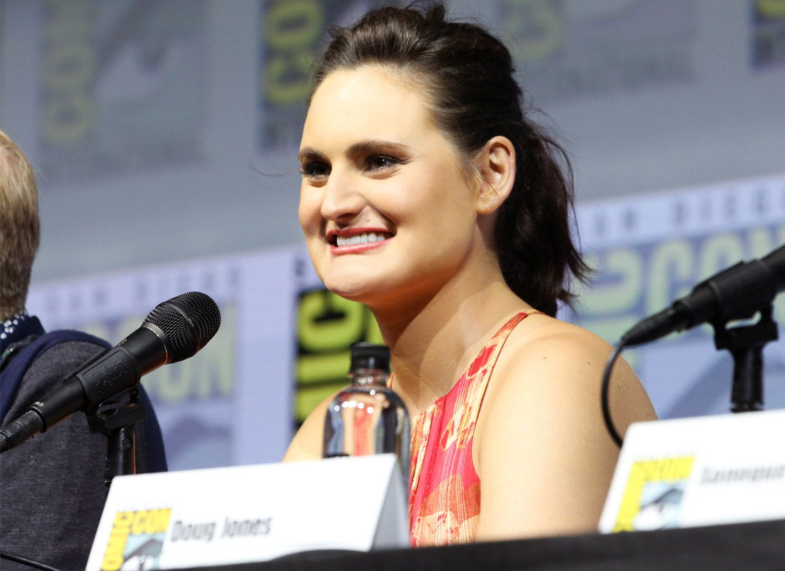 INTERVIEW: Mary Chieffo on Using Shakespeare to Bring STAR TREK ...