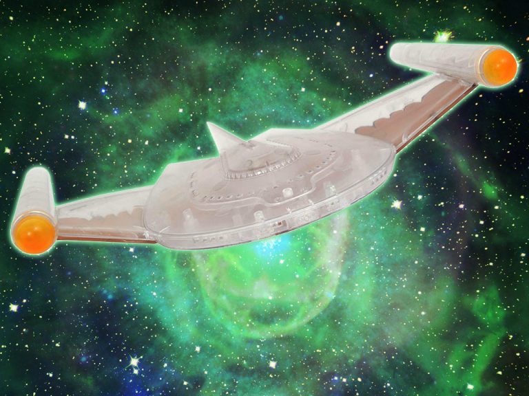 Diamond Select Brings Classic TREK Romulan Ship to SDCC