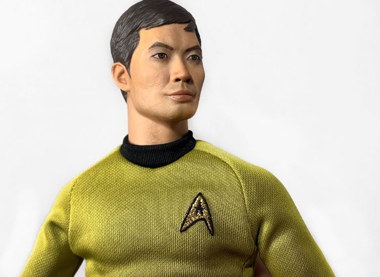 Review: QMx’s 1:6 Scale Hikaru Sulu STAR TREK Figure