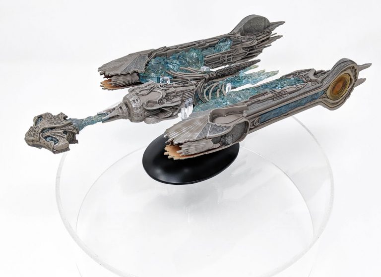 REVIEW — Hero Collector STAR TREK: DISCOVERY Klingon Sarcophagus ‘Ship of the Dead’ Model