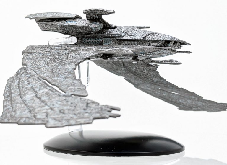 REVIEW: Eaglemoss STAR TREK: NEMESIS Scimitar Model