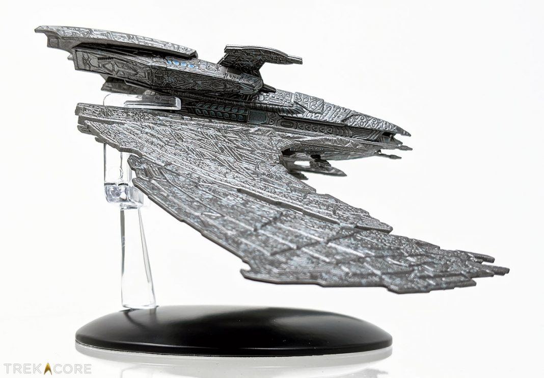 REVIEW: Eaglemoss STAR TREK: NEMESIS Scimitar Model • TrekCore.com