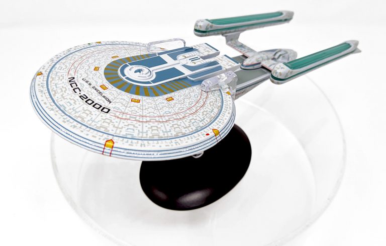 REVIEW: Eaglemoss XL — USS Excelsior (NCC-2000)