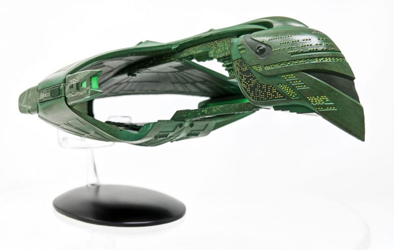 REVIEW: Eaglemoss STAR TREK Romulan Warbird Model