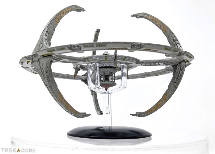 REVIEW: Eaglemoss XL — Space Station DEEP SPACE 9 • TrekCore.com