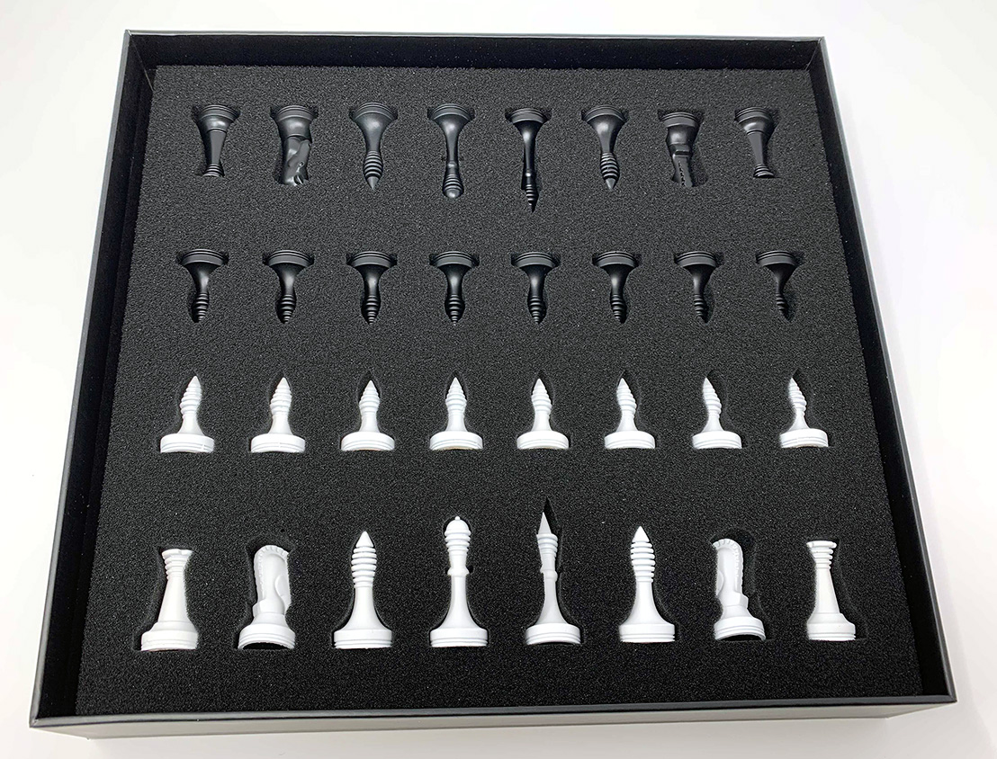 Thinking Third-Dimensionally: The Noble Collection's Classic STAR TREK  Tridimensional Chess Set • TrekCore.com