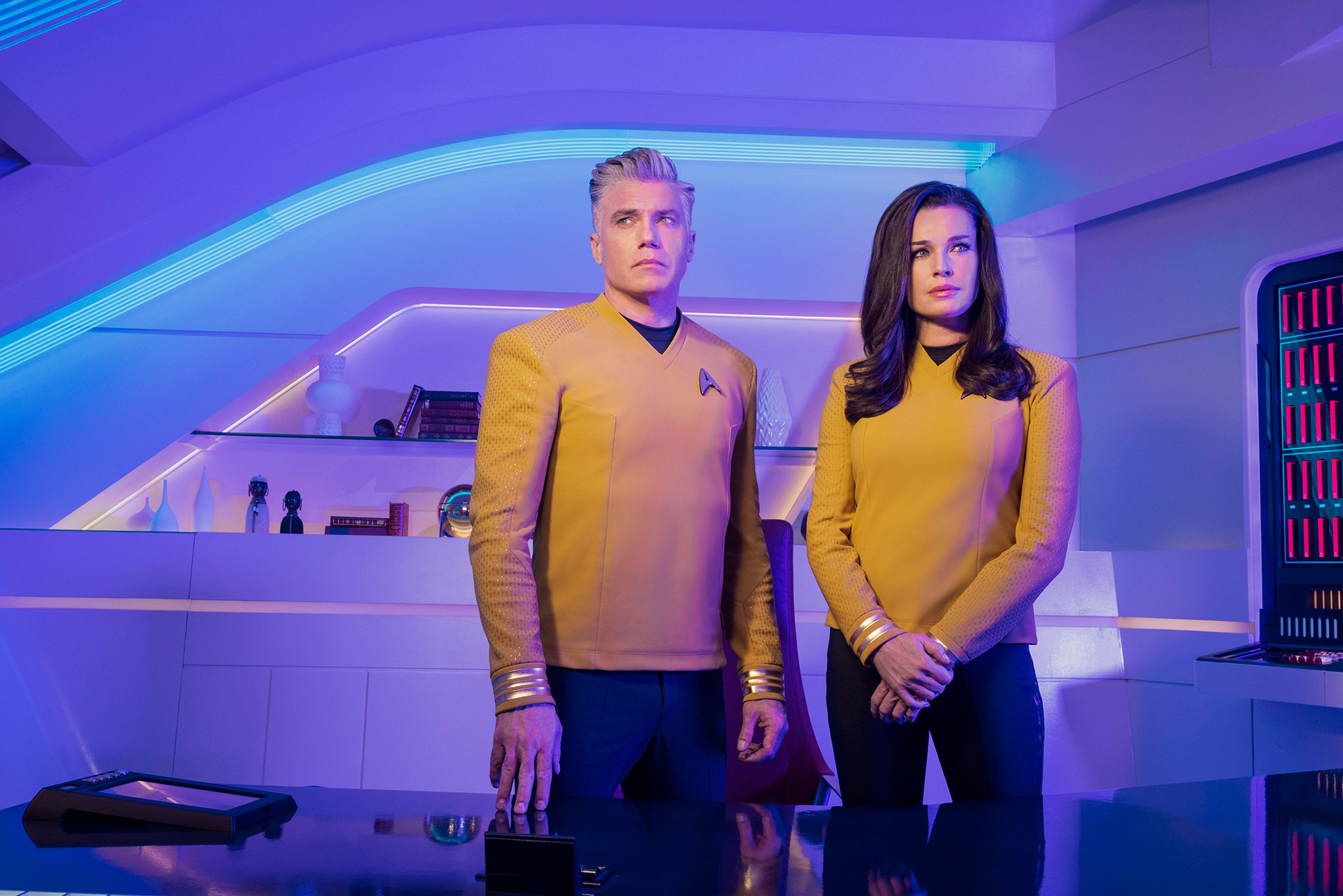 star trek strange new worlds season 2 cast